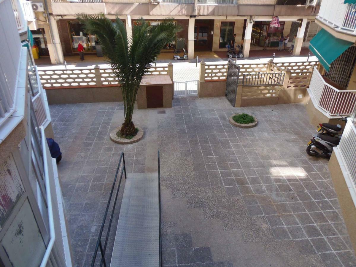 Tucasaenbenidormplaya Apartment Exterior photo